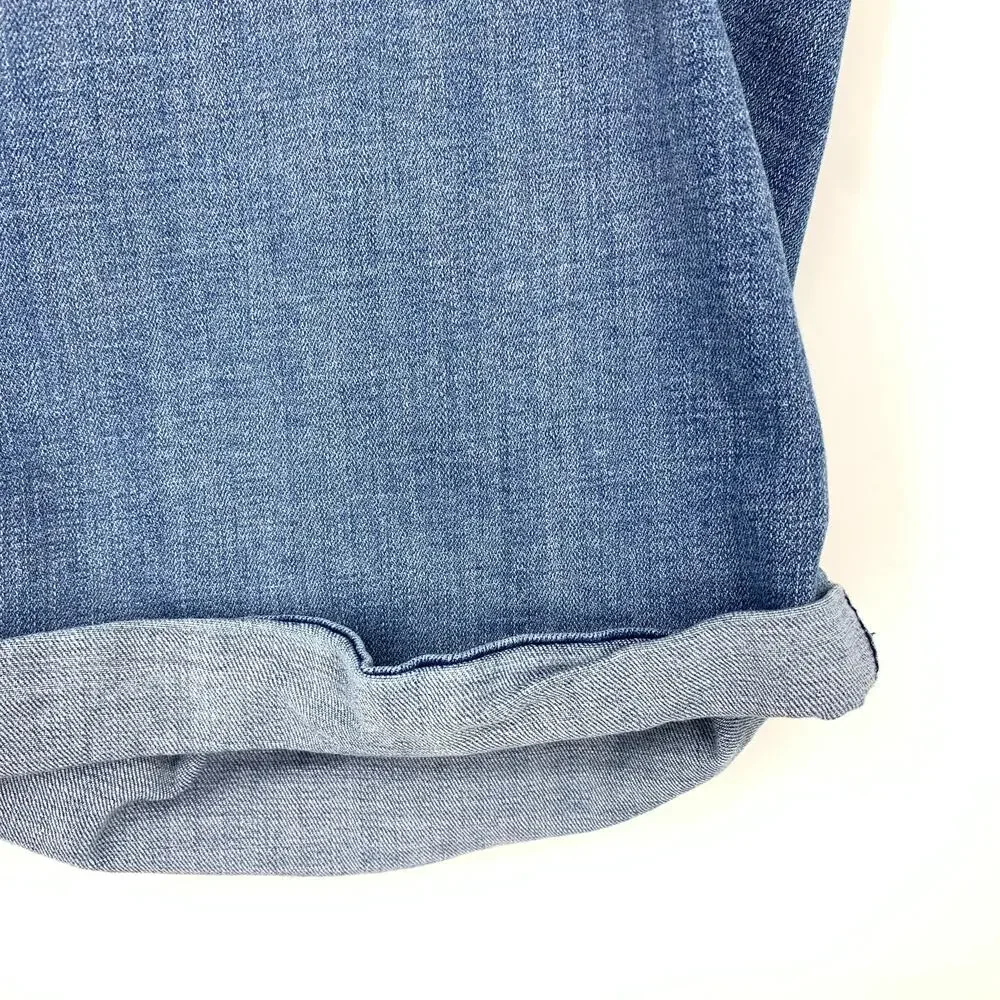 Levis Bermuda Shorts Womens Plus Size 20W Medium Wash Stretch Denim Mid Rise